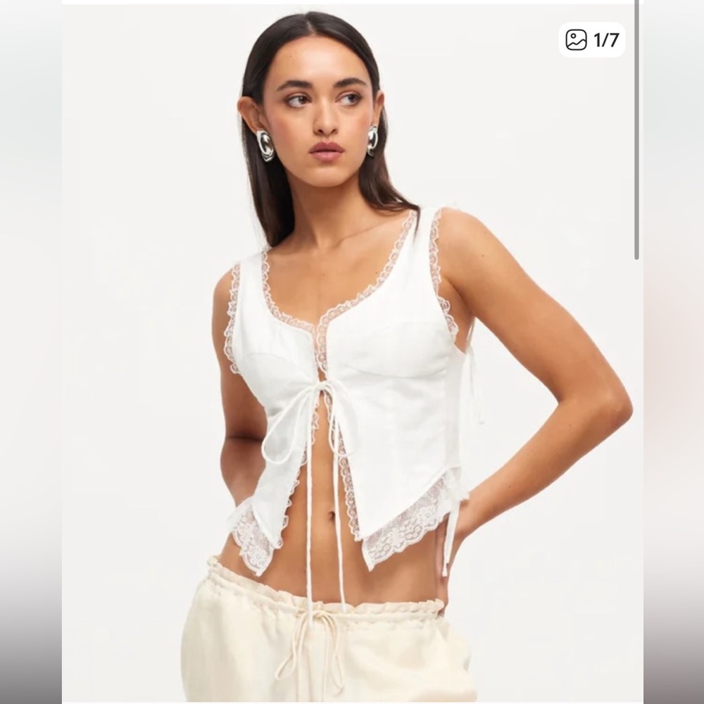 Lioness RESURGENCE CAMI |
PORCELAIN C1